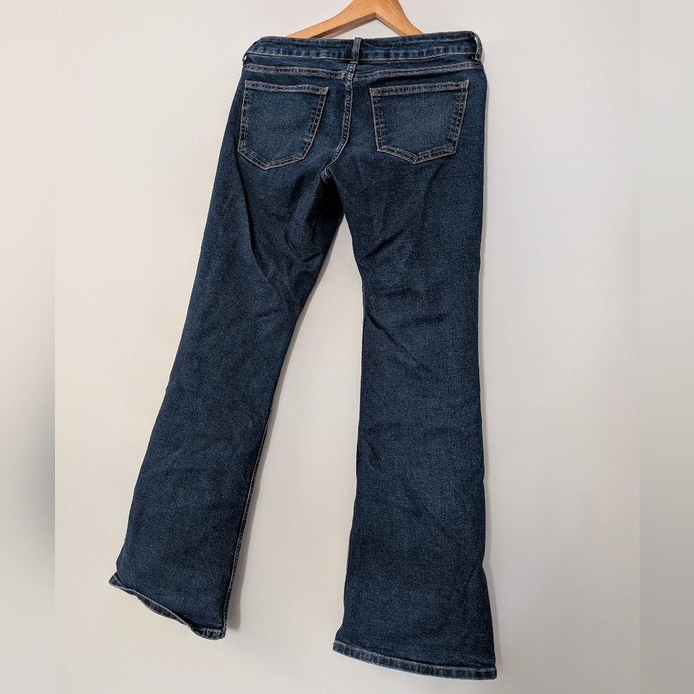 H&M - Blue Flare Low Rise Jeans - Picture 4 of 7